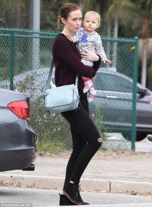 emily-blunt-baby