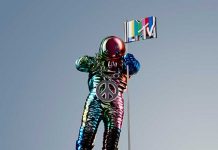 2015 MTV VMA’ler Sahiplerini Buldu 2015 MTV VMA'ler Sahiplerini Buldu