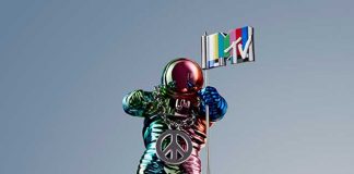 2015 MTV VMA’ler Sahiplerini Buldu 2015 MTV VMA'ler Sahiplerini Buldu