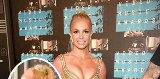 Britney Spears’ın Göğüsleri VMA’e Sığmadı Britney Spears'ın Göğüsleri VMA'e Sığmadı