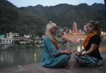 Yoga Ruhsal Ruhunu mu Kaybediyor?